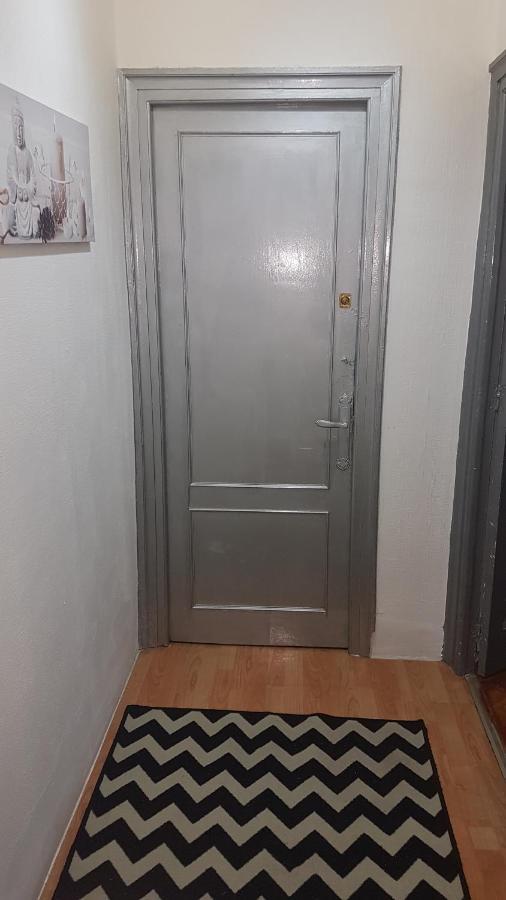 Habitación en casa particular House Zen Acogedoras En El Corazón De Bilbao,para Viajeros Expres Exclusiva Para Hombres