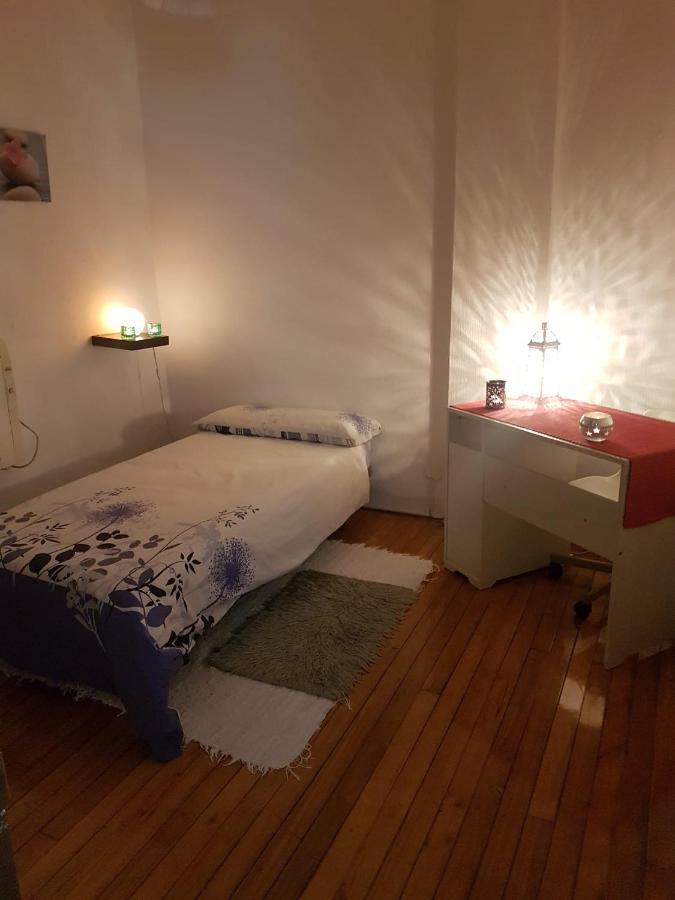 House Zen Acogedoras En El Corazón De Bilbao,para Viajeros Expres Exclusiva Para Hombres Habitación en casa particular